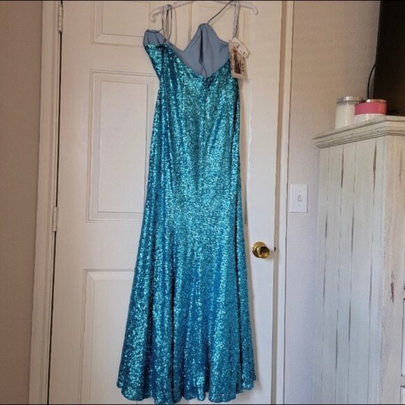 Stunning sequin dress - Picture 5 of 8